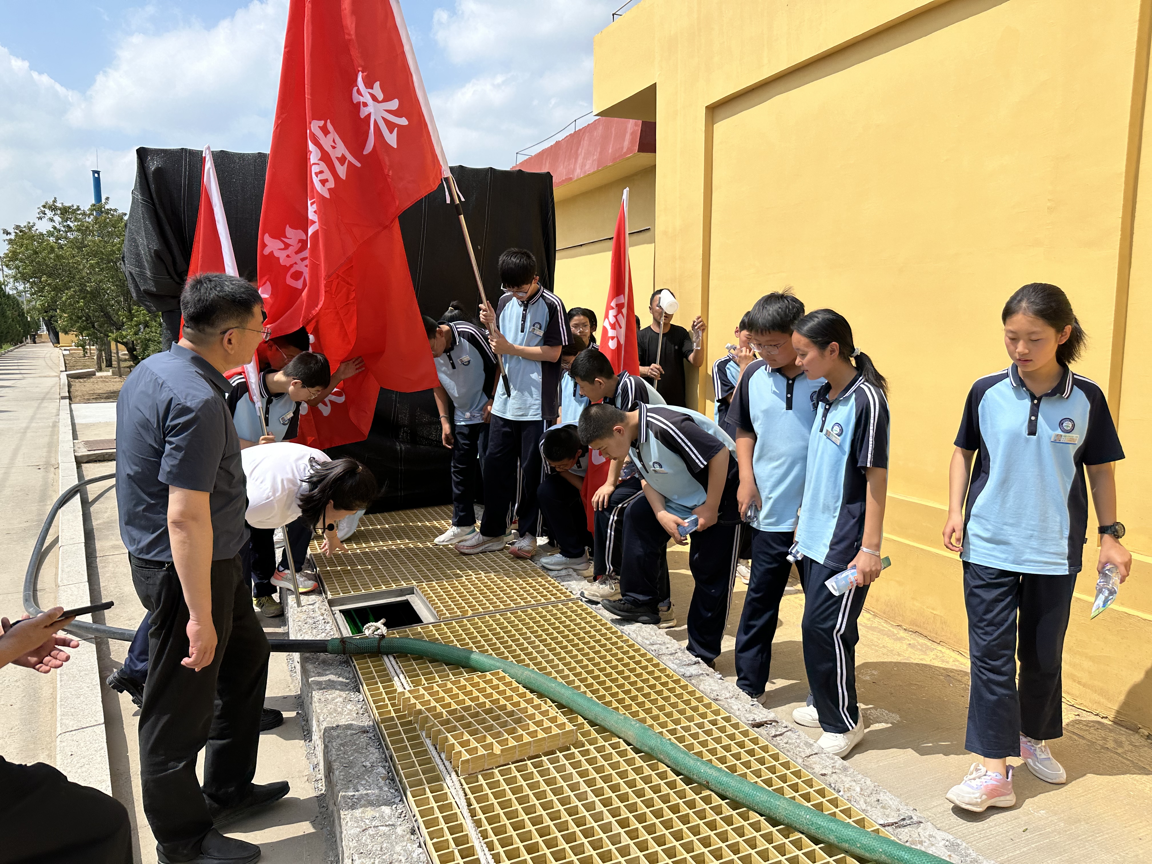 米脂县污水处置惩罚厂运动现场.jpg